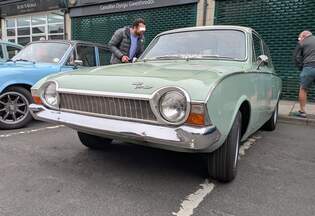 Frontansicht eines Ford Consul Corsair, gebaut von 1963 bis 1970.