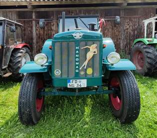 =Frontansicht eines Hanomag R 55, gesehen beim Ortsjubilum 1000 Jahre Groenbach im Juni 2025