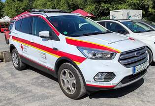 =Ford Kuga AWD vom DRK HNFELD steht auf dem Ausstellungsgelnde anl.