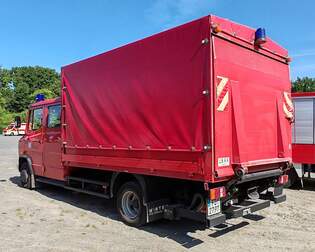 =MB Vario als GW-N der Feuerwehr HNFELD steht auf dem Ausstellungsgelnde anl.