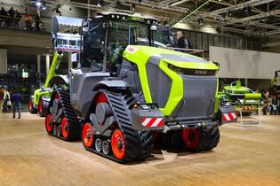 Claas Xerion 12.650 am 14.11.25 auf der Agritechnica in Hannover Messe