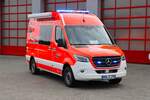 Feuerwehr Langenselbold Mercedes Benz Sprinter 319 ELW (Florian Langenselbold 1-11-1) am 19.10.25 bei einen Fototermin.