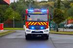 Feuerwehr Hanau Mitte Mercedes Benz Atego 1530 Lentner HLF 20/16 (Florian Hanau 1-46-2) am 04.10.25 bei einen Fototermin.