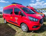 =Ford Transit als MTW der Feuerwehr NEUKIRCHEN-CHRISTERODE, gesehen auf dem Parkplatz der 2025er Rettmobil in Fulda