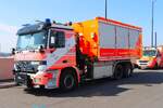Frankfurt Airport Flughafenfeuerwehr Mercedes Benz Actros 2653 WLF-Kran (Florian Frankfurt-Flughafen 85/67-2) mit AB-R�st am 11.04.26 beim Terminal 3 Er�ffnungsevent  