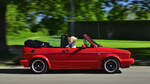 Golf I Cabriolet (von 1979 bis 1993 bei Karmann in Osnabrck gebaut), mitgezogen am 1.