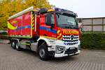 Neues Feuerwehr Bad Vilbel Mercedes Benz Arocs 2542 WLF mit AB-Gefahrgut (Florian Bad Vilbel 1-66-1) am 03.10.25 beim Tag der offenen Tr  