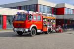 Feuerwehr Hanau Mercedes Benz LF16/12 bei der Jugendfeuerwehr Hanau Abschlussbung im September 2025 an der Otto Hahn Schule in Kesselstadt