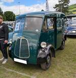 Morris Commercial Type J Van aus dem Jahr 1952.