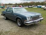 Buick LeSabre (1977), aufgenommen April 2012 beim Oldtimertreffen auf Theresienwiese in Mnchen