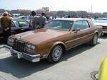 Buick Riviera T-Type (1981-85), aufgenommen April 2010 beim Oldtimertreffen auf Theresienwiese in Mnchen