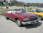 Chevrolet Caprice Classic Convertible (1975), aufgenommen April 2010 beim Oldtimertreffen auf Theresienwiese in Mnchen