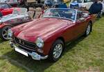 MG Midget MK3 im Farbton cherry red, gebaut von 1966 bis 1974.