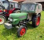 =Fendt Farmer 2 D, ausgestellt beim Ortsjubilum 1000 Jahre Groenbach im Juni 2025