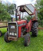 =MF 265, gesehen beim Ortsjubilum 1000 Jahre Groenbach im Juni 2025