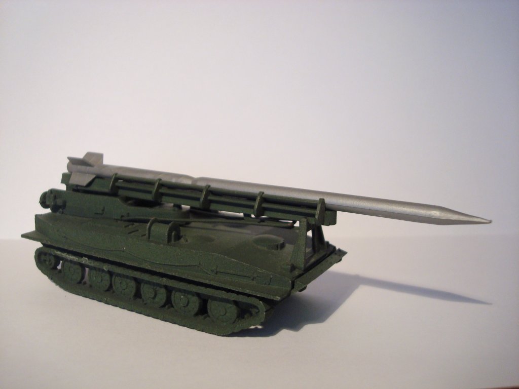 1:87 Abschurampe fr Taktische Rakete auf dem PT 76 Fahrgestell(aber nicht schwimmfhig),
diese russische Waffe wurde ca.von 1964-70 bei der 
NVA der DDR eingesetzt,
wer war auch dabei ?, bitte melden !
 