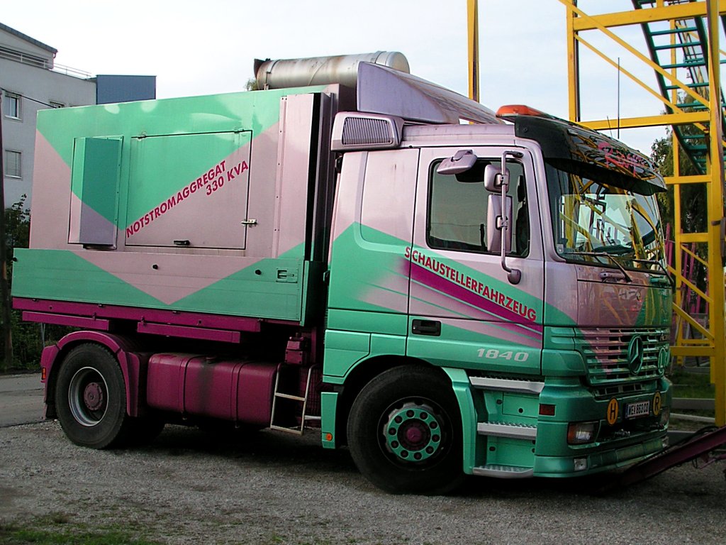 ACTROS1840 mit aufgebautem Notstromaggregat eines sterr.Schaustellunternehmens ;090915