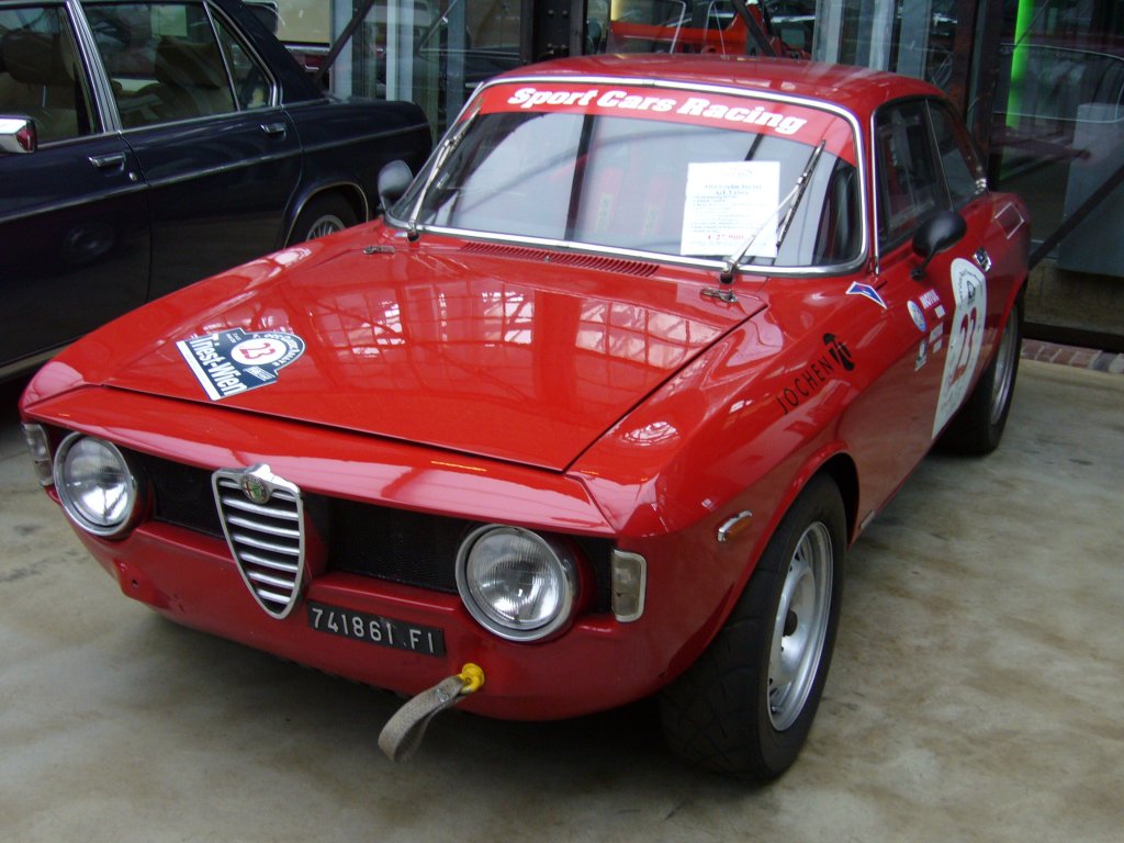 Alfa Romeo Giulia Sprint Veloce von 1966 fr historische Rundstreckenrennen. Dsseldorfer Meilenwerk 26.06.2011.