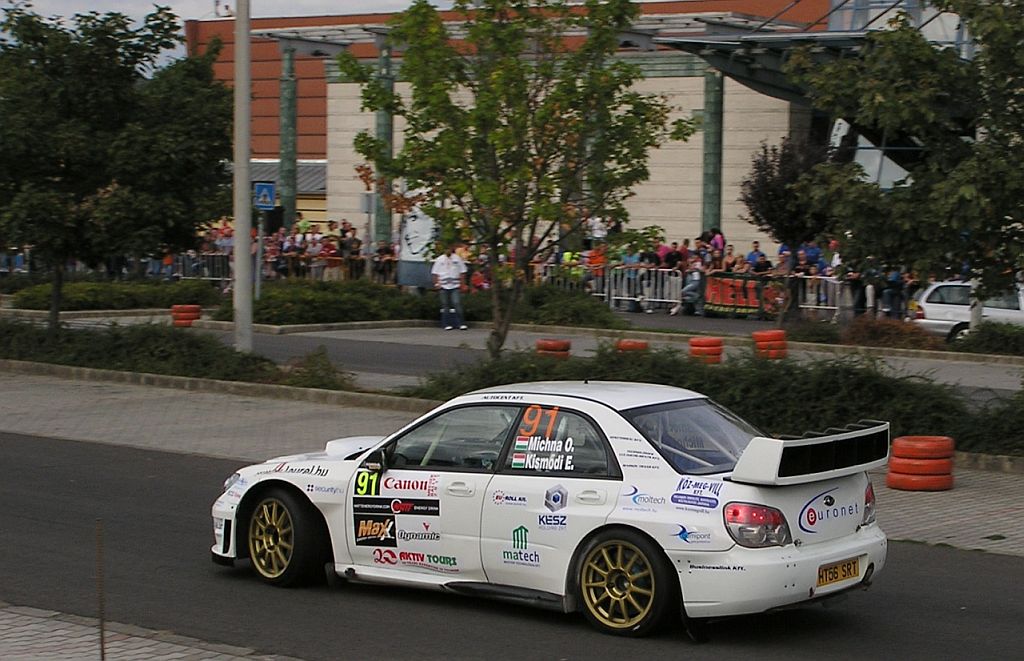 (auch optisch) schn Getunert Subaru Impreza, gesehen auf dem Intercontinental Rallye Championship Prologue am 09.09.2011.