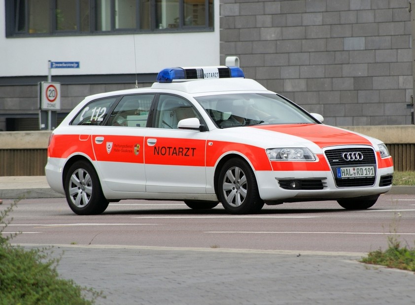 Audi A6 Avant NEF des ASB in Halle (Saale). Aufgenommen am 03.08.2009.