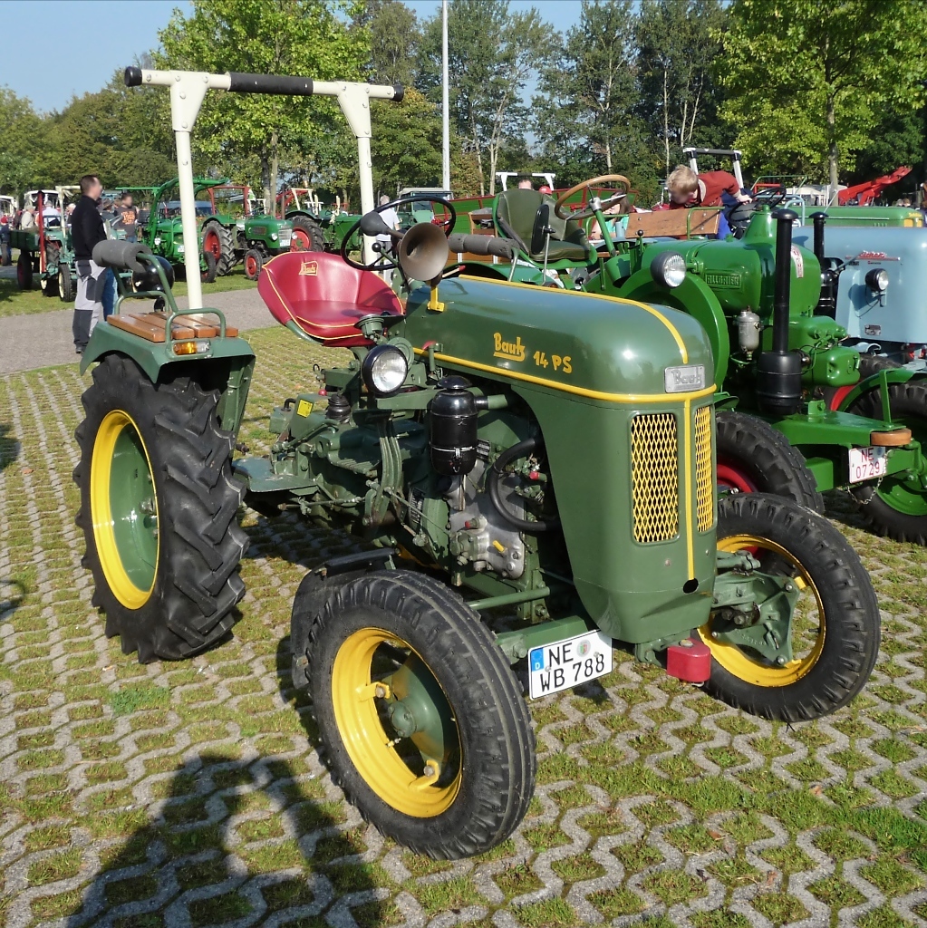 Bautz AS 120, Baujahr 1951-56, 1250 ccm, 14 PS 2 Zylinder Diesel. Treckertreff Grefrath, 25.9.11