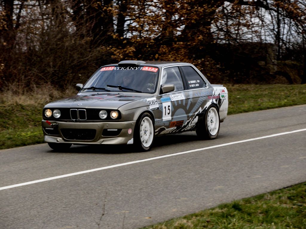 BMW 3 E30. Foto: 10.03.2013