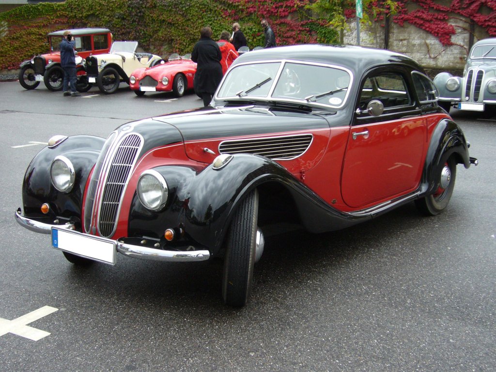 BMW 327 Coupe. 1937 - 1941. Herbstfest an der Düsseldorfer Classic Remise am 06.10.2012. 