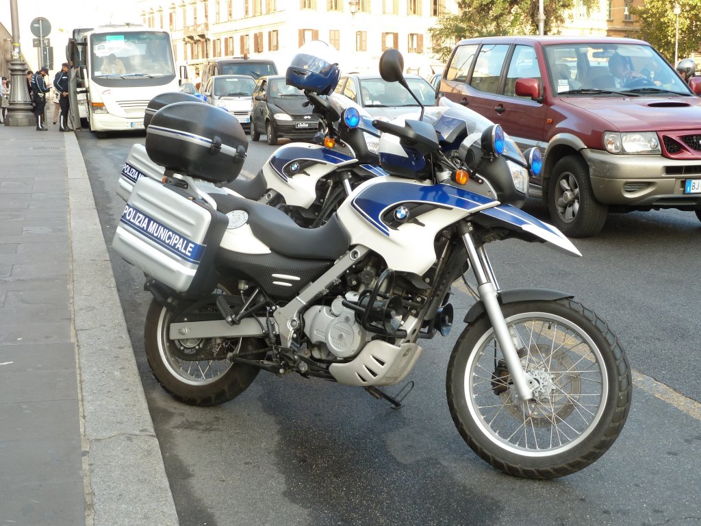 BMW als Dienstfahrzeug der rmischen Polizei, Oktober 2010