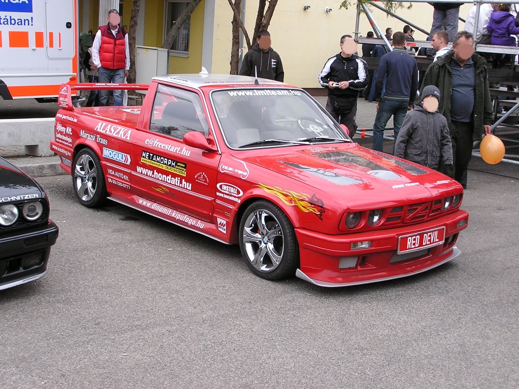 BMW E30 Pick-Up. Gesehen auf dem Carstyling Tuningshow 27 ...