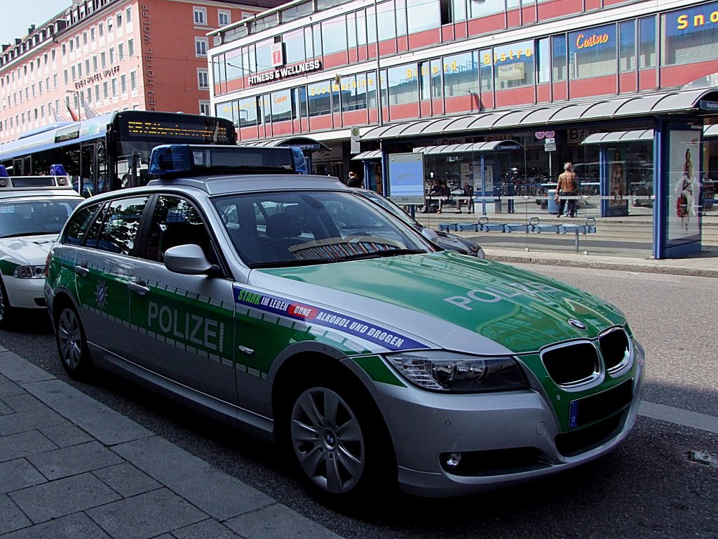 BMW-Streifenwagen der Mnchener Polizei;110513
