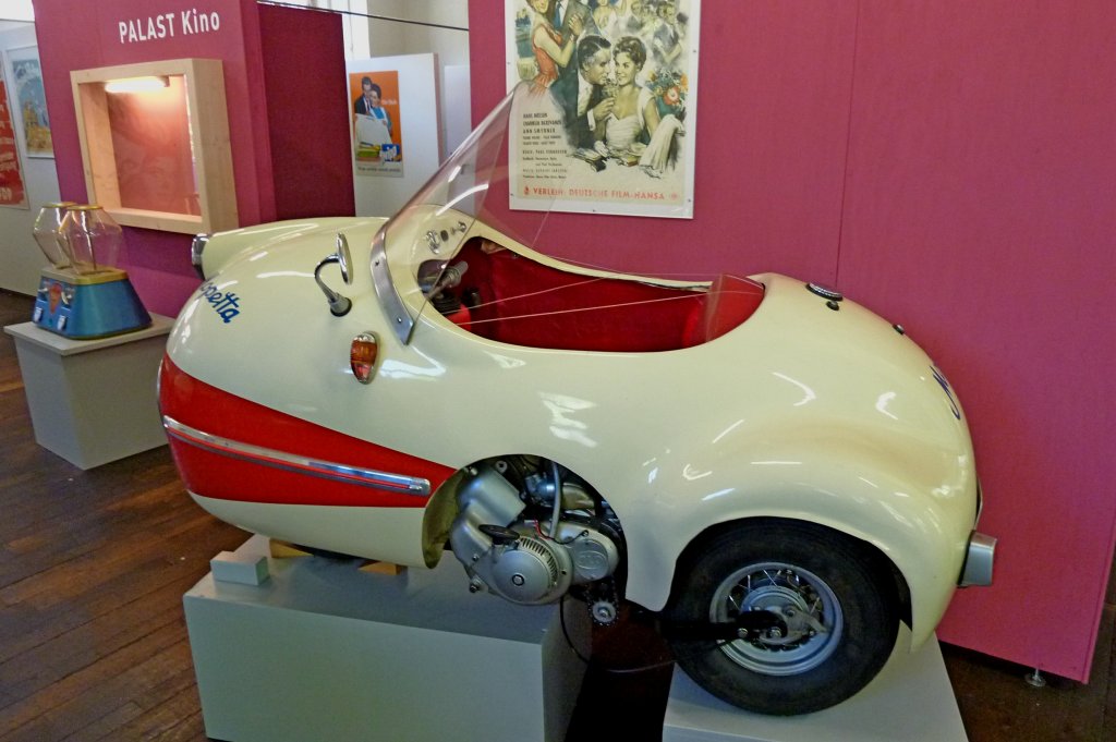Brtsch Mopetta, von der  Rollenden Einkaufstasche  wurden 14 Stck in Stuttgart gebaut, Automuseum Schramberg, Mai 2012