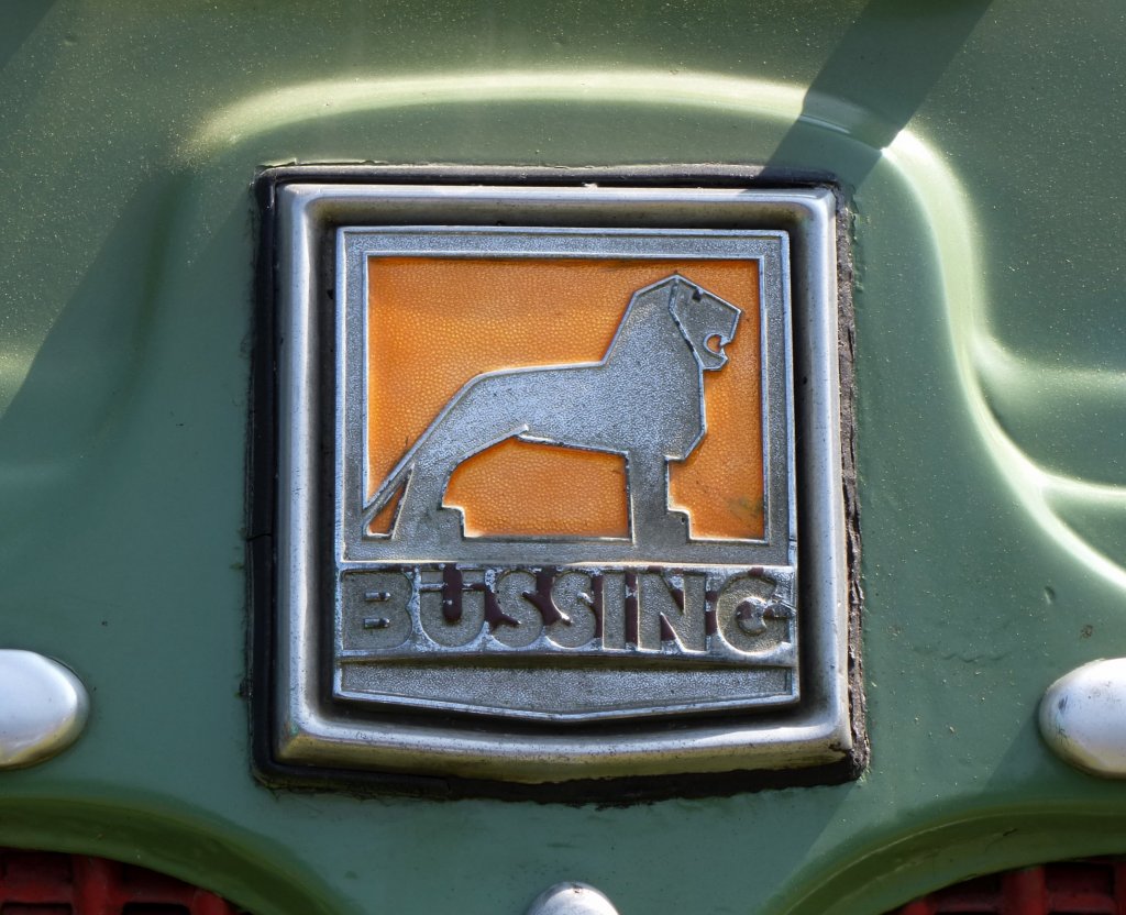 Bssing, der Braunschweiger Lwe war das Firmenzeichen des 1903 gegrndeten LKW- und Autobusherstellers, Juli 2013
