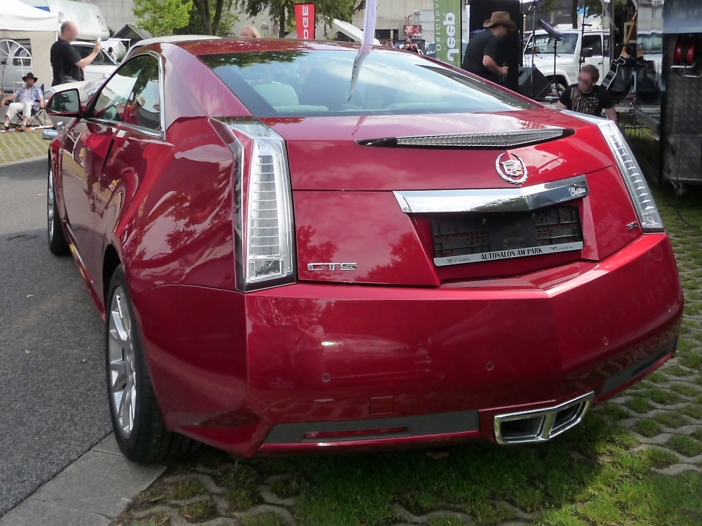 Cadillac CTS, US-Car-Show Grefrath 2011-08-21