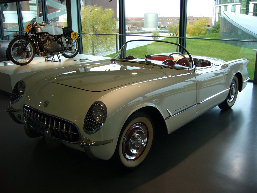 Chevrolet Corvette 1954. Autostadt Wolfsburg.