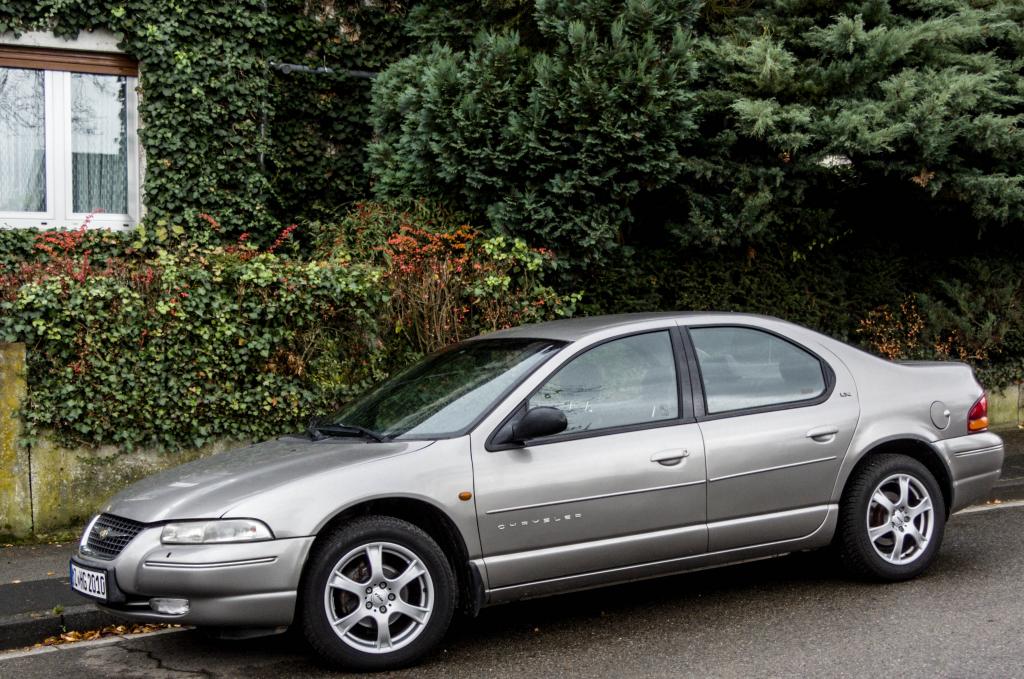 Chrysler Cirrus, gesehen am 27.11.2012