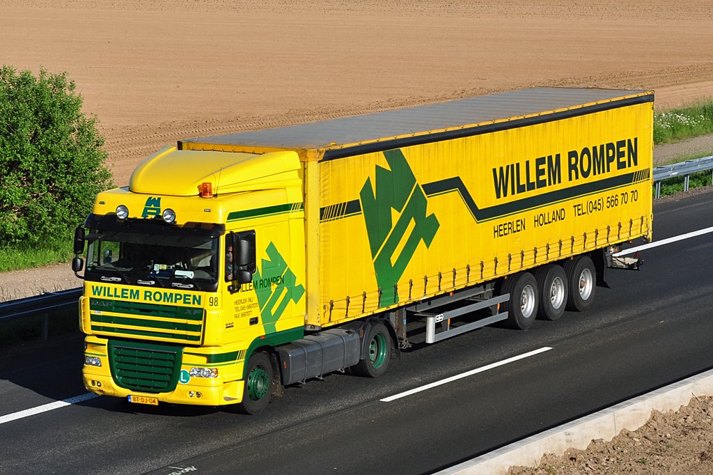 DAF XF  Willem Rompen  auf der A61 bei Heimerzheim - 04.06.2010