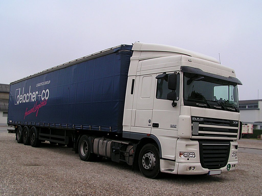 DAF XF105.460 mit Delacher+Co Auflieger;101002