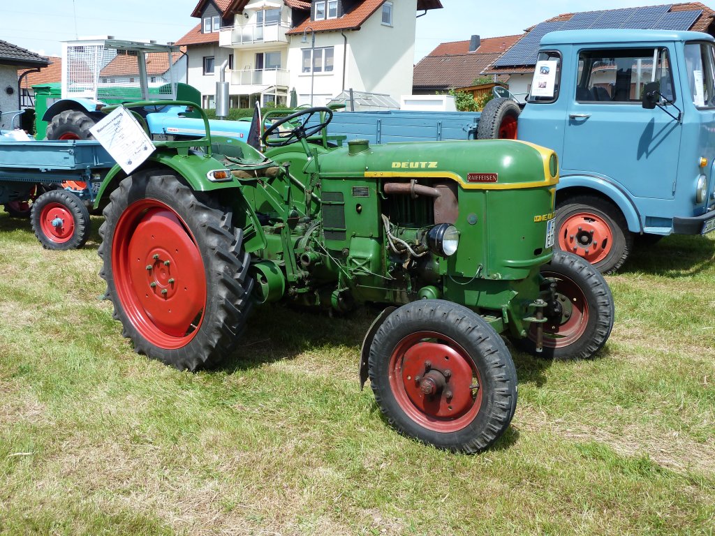 Deutz, Bj. 1954, ausgestellt anl. der Feier  850 Jahre Bernhards  am 06.06.2010 in Fulda-Bernhards