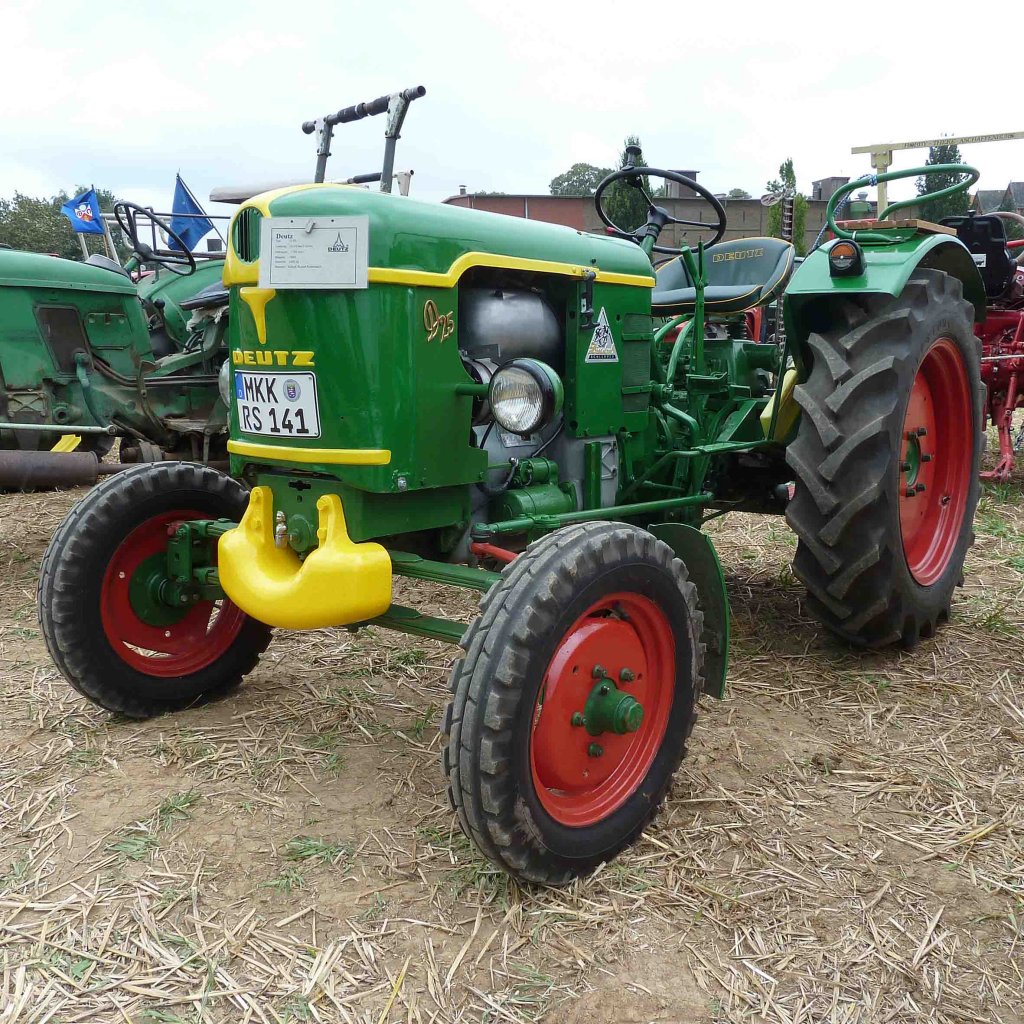 Deutz D25 gesehen beim Oldtimertreffen am Baiersrder Hof, August 2012