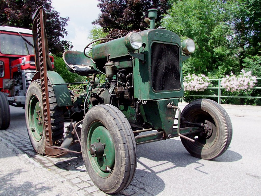 DEUTZ(Klckner-Humboldt)Type:F1M414,Baujahr1939,11PS, hat sich bei der Oldtimeraufstellung in Waldzell eingereiht;100725