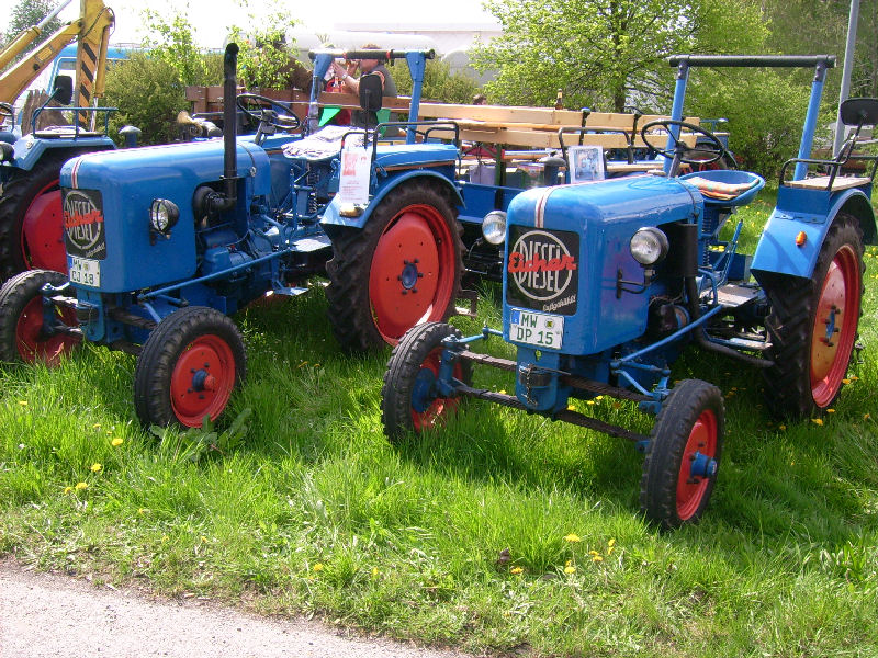 Diese beiden Eicher Traktoren waren ebenfalls beim Oldtimerfest in Hartmannsdorf zu sehen