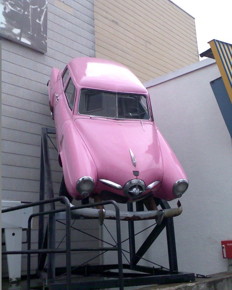 Diesen Wagen habe ich in München, Bavaria Filmstudio, in Sommer 2007 gesehen.