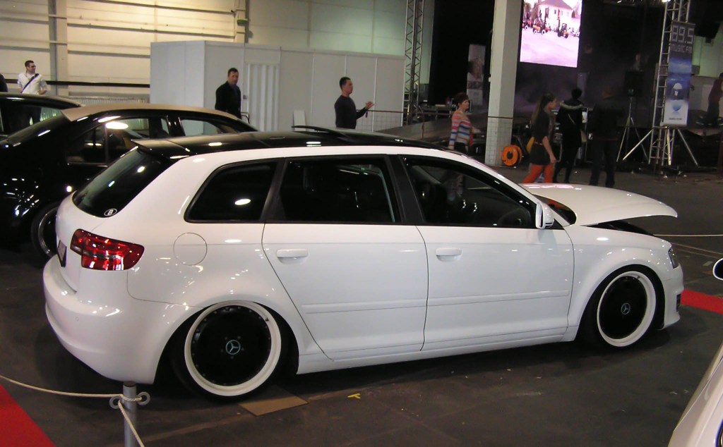 Dieser getunter AUDI A3-er Sportback wurde auf dem Carstyling Tuning Show 2012 ausgestellt.