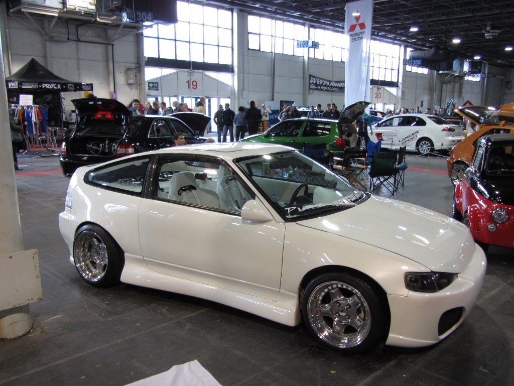 Dieser Honda CRX wurde auf der Carstyling Tuning Show 2012 fotografiert.