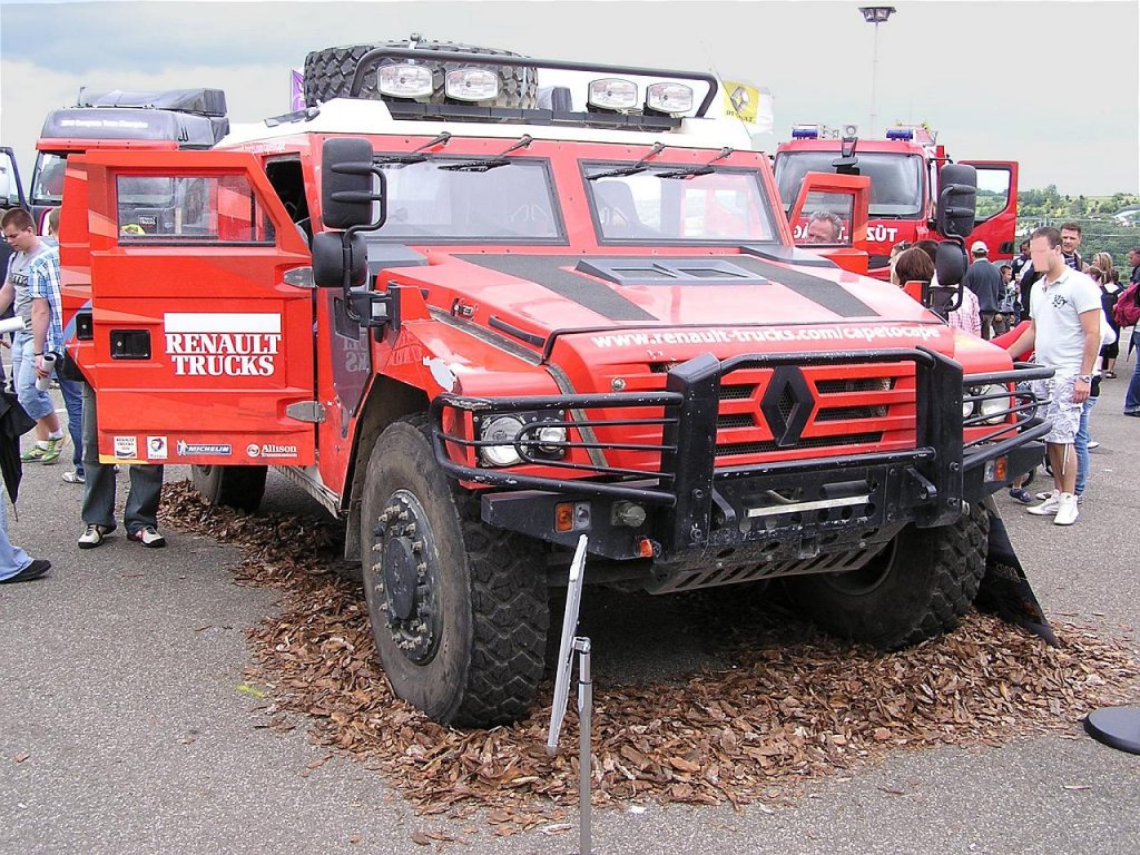 Dieser Renault Cape-to-Cape Gelndewagen. wurde auf dem World Series By Renault ausgestellt.
Aufnahmezeit: 2010:07:03