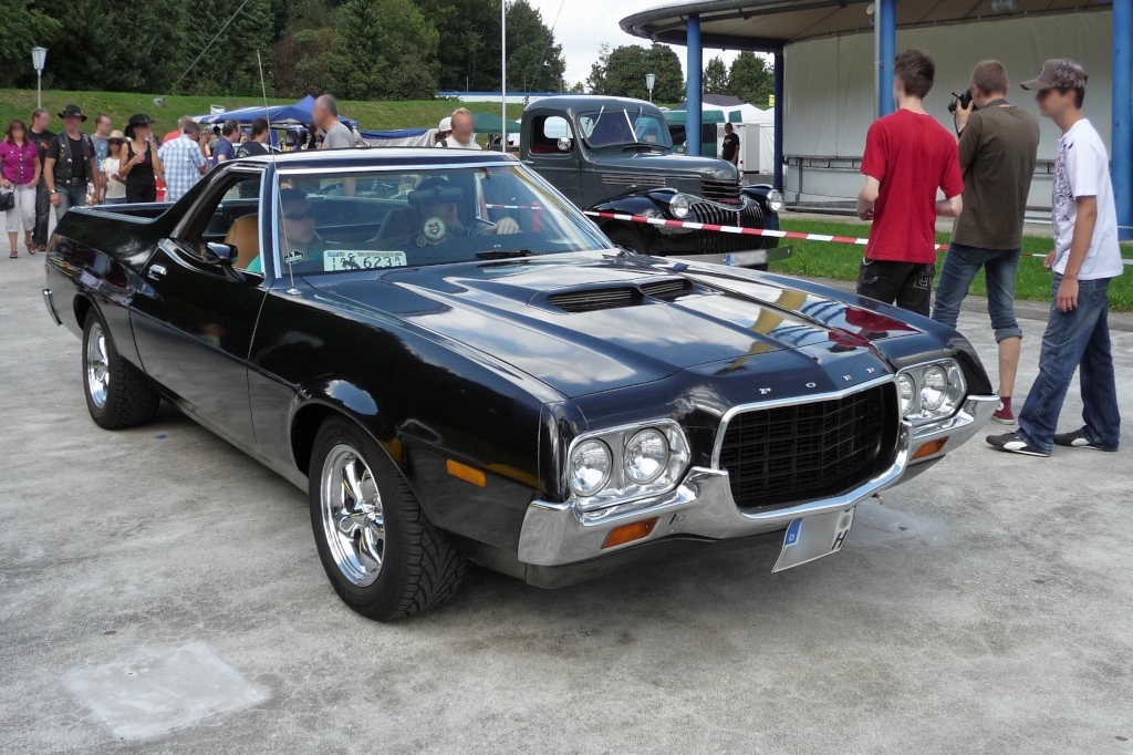 Ein Ford Ranchero Pickup, gebaut um 1972, auf der US-Car-Show in Grefrath im August 2010.