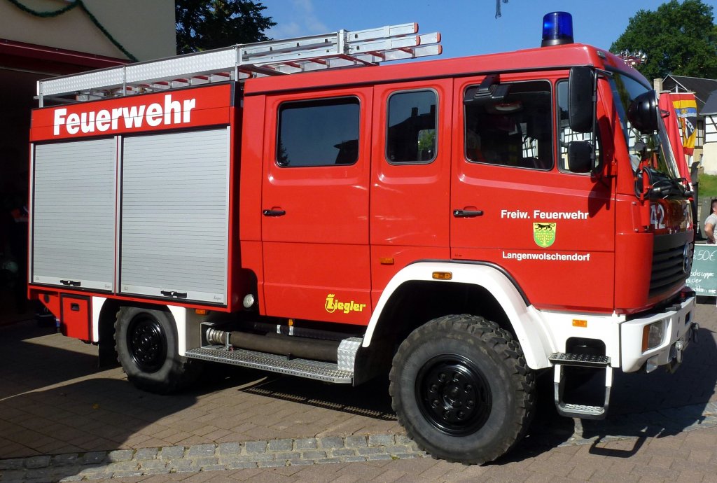 Ein Lschgruppenfahrzeug LF der Freiwillige Feuerwehr Langenwolschendorf. Zu sehn beim Fest 120 Jahre Freiwillige Feuerwehr Langenwolschendorf. Foto 08.09.2012