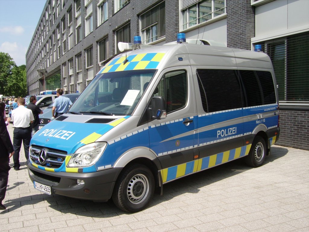 Ein Mercedes Benz Sprinter Des Polizei Als Mobile Wache Für
