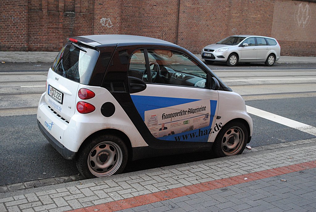 Ein Schmart mit Werbung fr www.Haz.de, am 09.01.2011 in Hannover.