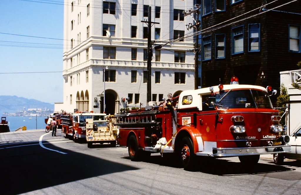 Einsatz in San Francisco am 18. Juni 1987. Lschfahrzeuge/pumper ´60 American LaFrance 900 Series.